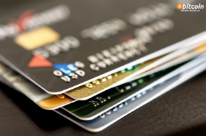 Coinbase dodaje opcję Apple Pay do krypto karty debetowej